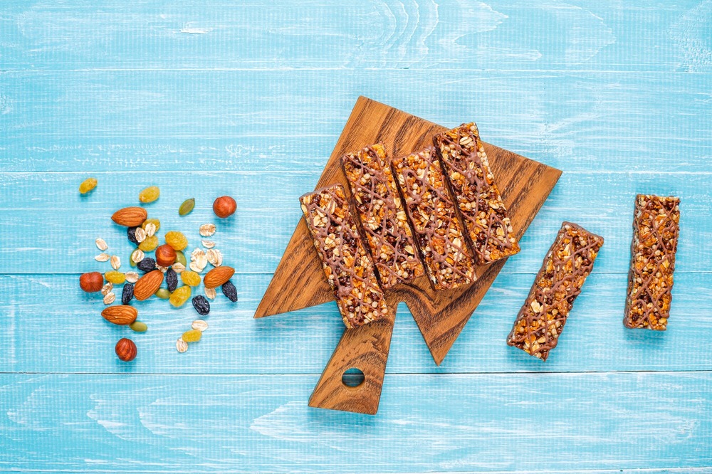 Granola Bars with Date Powder: A Healthy and Easy Snack